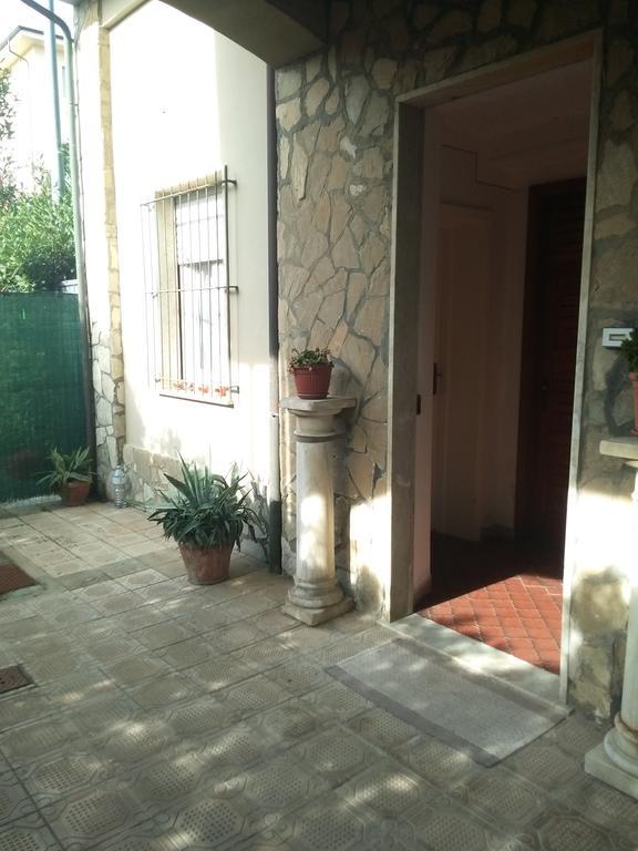 Villa Sophia Mare 1 Lido di Camaiore Exteriör bild